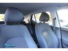 Hyundai i10 Play