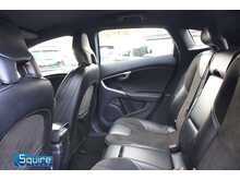 Volvo V40 T2 R-Design