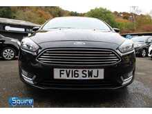 Ford Focus T EcoBoost Titanium