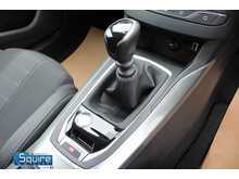 Peugeot 308 PureTech Allure Premium