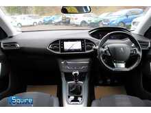 Peugeot 308 PureTech Allure Premium