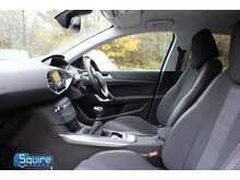 Peugeot 308 PureTech Allure Premium