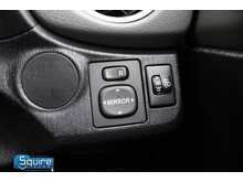 Toyota Yaris Dual VVT-i TR