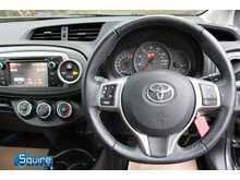 Toyota Yaris Dual VVT-i TR