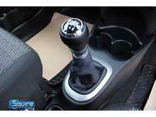 Toyota Yaris Dual VVT-i TR