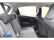 Toyota Yaris Dual VVT-i TR