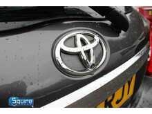 Toyota Yaris Dual VVT-i TR