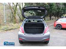 Toyota Yaris Dual VVT-i TR