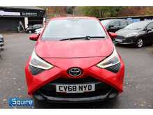Toyota AYGO VVT-i x-play
