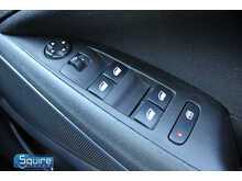 Vauxhall Crossland X SE