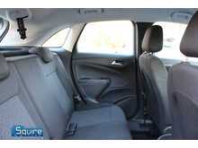 Vauxhall Crossland X SE
