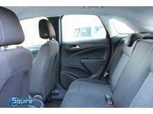 Vauxhall Crossland X SE