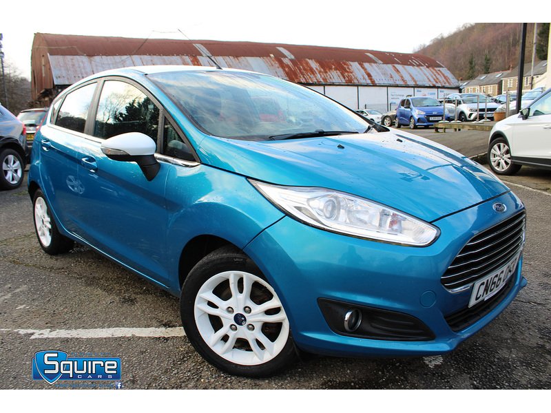 1.25 Zetec Blue Edition Hatchback 5dr Petrol Manual Euro 6 (82 ps)