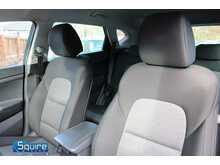 Hyundai TUCSON CRDi SE Nav