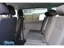 Volkswagen Transporter Shuttle TDI SE