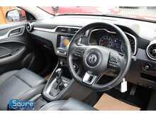 MG MG ZS T-GDI Exclusive
