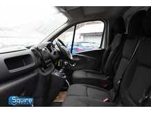 Vauxhall Vivaro CDTi 2900 BiTurbo ecoTEC Sportive