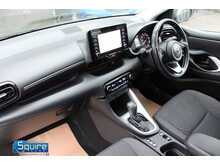 Toyota Yaris VVT-h Icon