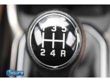 Suzuki Ignis Dualjet SZ-T