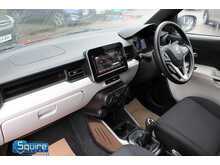 Suzuki Ignis Dualjet SZ-T