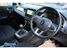 Renault Captur TCe Iconic 