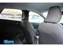 Renault Captur TCe Iconic 