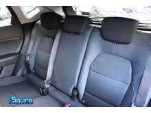 Renault Captur TCe Iconic 