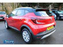 Renault Captur TCe Iconic 