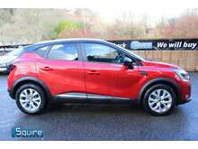Renault Captur TCe Iconic 
