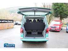 Volkswagen Transporter Shuttle TDI SE