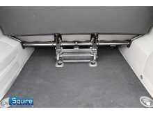 Volkswagen Transporter Shuttle TDI SE