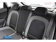 Hyundai KONA T-GDi Play