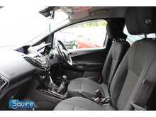 Ford B-Max TDCi Zetec Navigator
