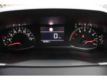 Peugeot 2008 PureTech Active Premium