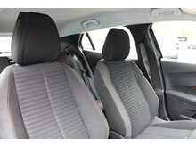 Peugeot 2008 PureTech Active Premium