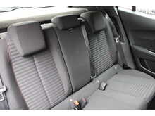 Peugeot 2008 PureTech Active Premium