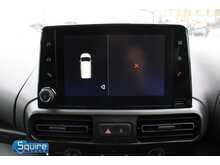 Vauxhall Combo Life - Wheel Chair Adapted