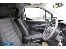 Vauxhall Combo Life - Wheel Chair Adapted