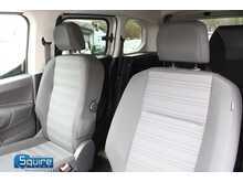 Vauxhall Combo Life - Wheel Chair Adapted