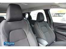 Nissan Qashqai DIG-T MHEV Acenta Premium