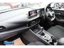 Nissan Qashqai DIG-T MHEV Acenta Premium
