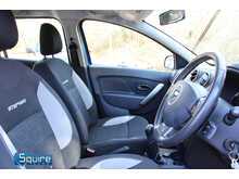 Dacia Sandero Stepway TCe Laureate 