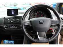 SEAT Mii by MANGO