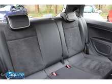 SEAT Mii by MANGO