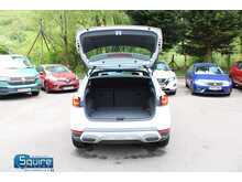 SEAT Arona TSI XPERIENCE