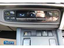 Toyota Auris VVT-h Design