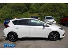 Toyota Auris VVT-h Design