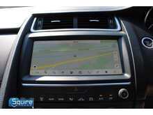 Jaguar E-PACE D150 R-Dynamic SE