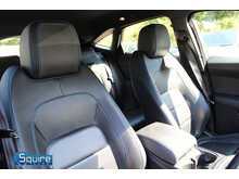 Jaguar E-PACE D150 R-Dynamic SE