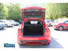 Jaguar E-PACE D150 R-Dynamic SE